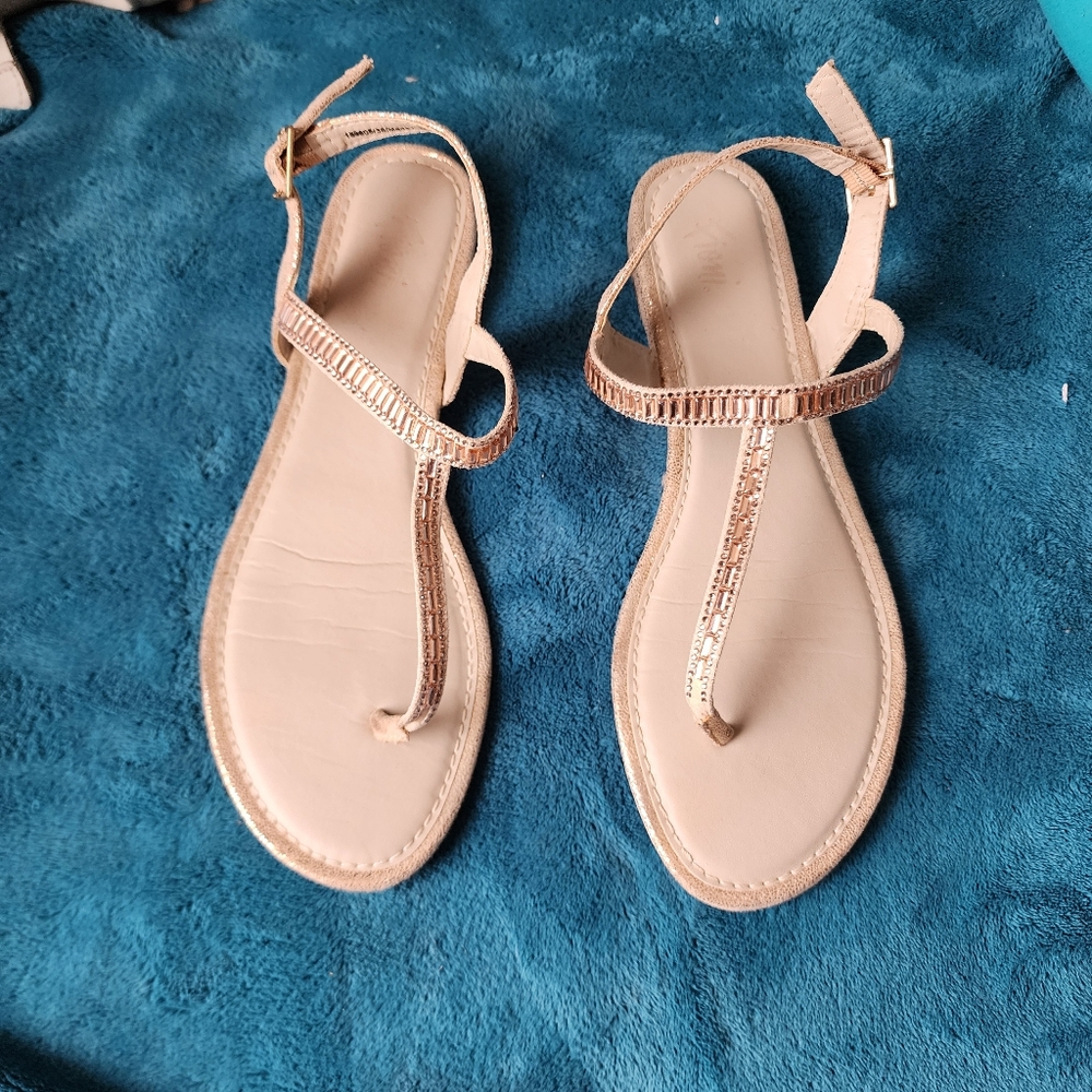 Open toe Flats